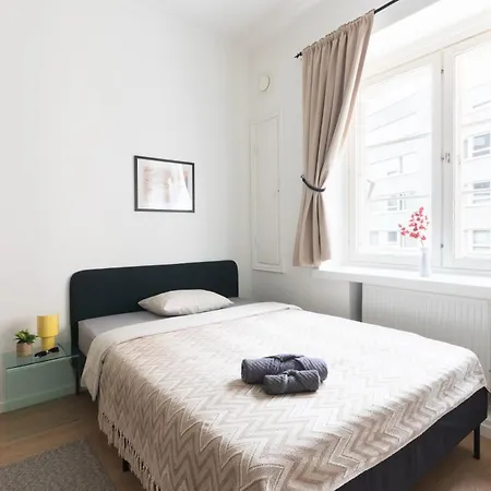 Nordstay - Charming In Trendy Location With Self Check-in *
