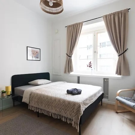 Nordstay - Charming In Trendy Location With Self Check-in * Helsinki